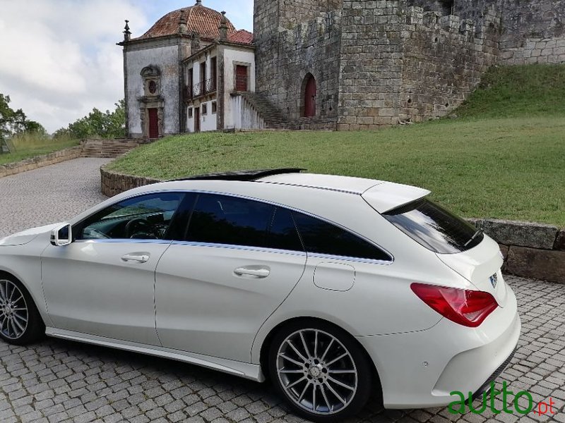 2015' Mercedes-Benz Cla-200 photo #3