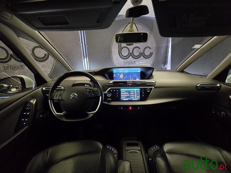 2018' Citroen C4 Grand Picasso photo #4