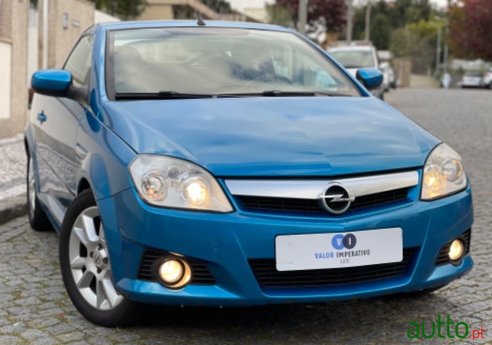 2006' Opel Tigra Twintop photo #2