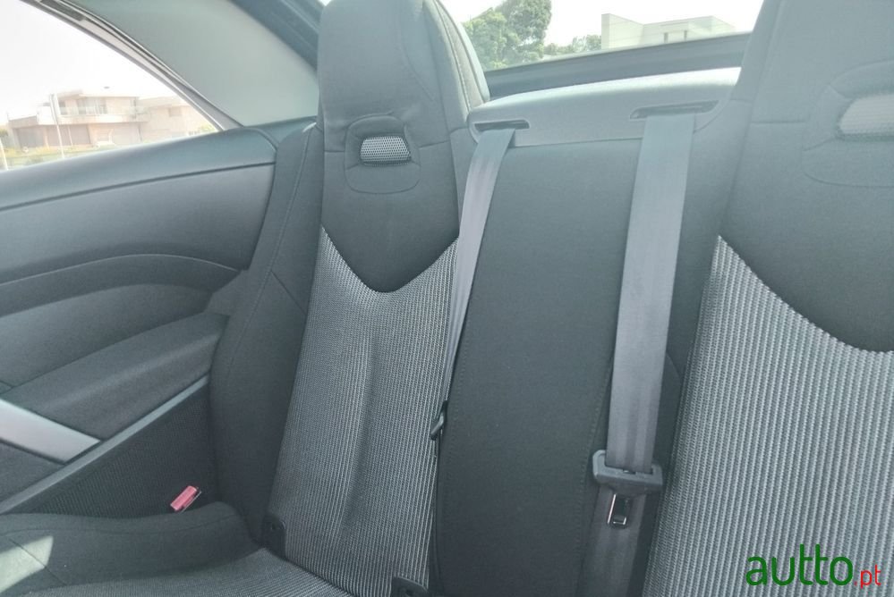 2011' Peugeot 308 1.6 Vti Premium photo #2