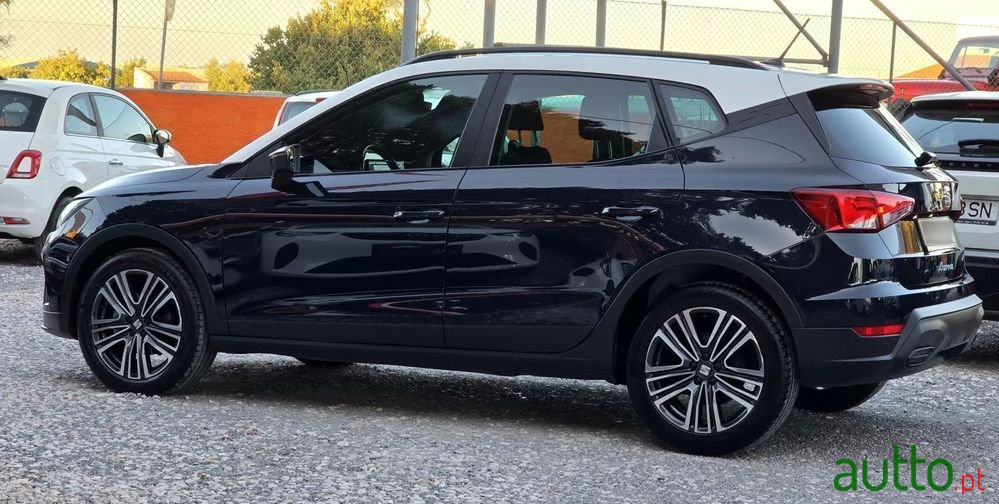 2022' SEAT Arona 1.0 Tsi Style photo #6