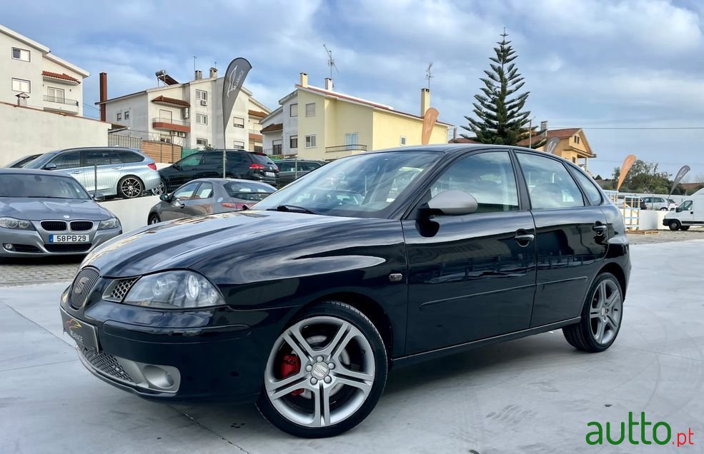 2005' SEAT Ibiza photo #1