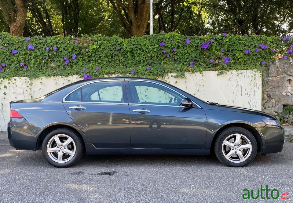 2004' Honda Accord photo #4