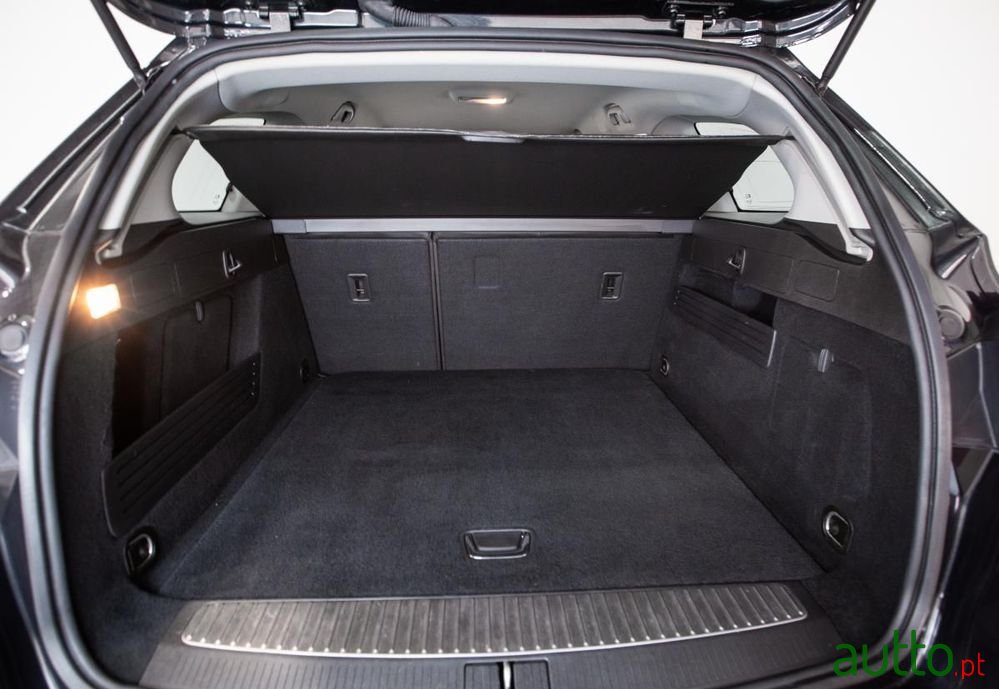 2014' Opel Astra Sports Tourer photo #6