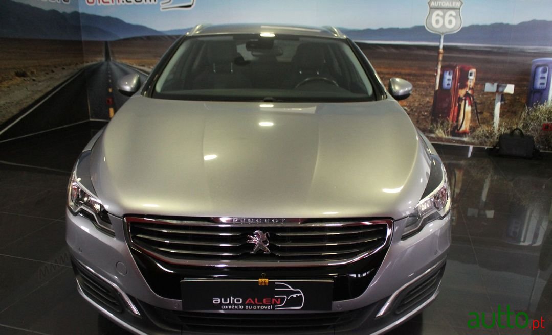 2016' Peugeot 508 Sw photo #2