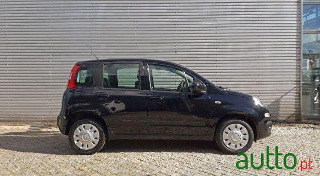 2017' Fiat Panda photo #3