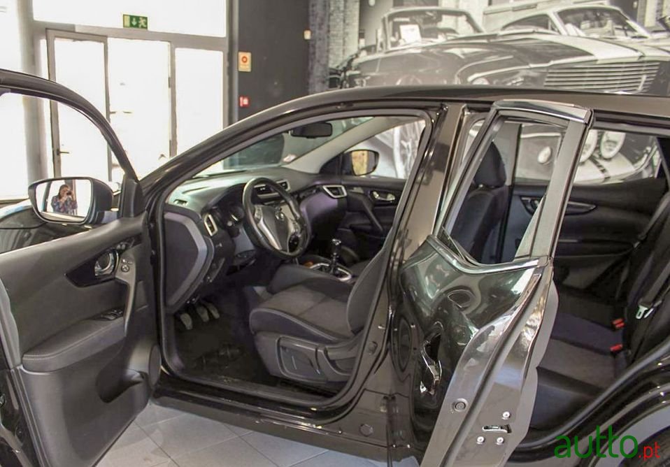 2014' Nissan Qashqai photo #5