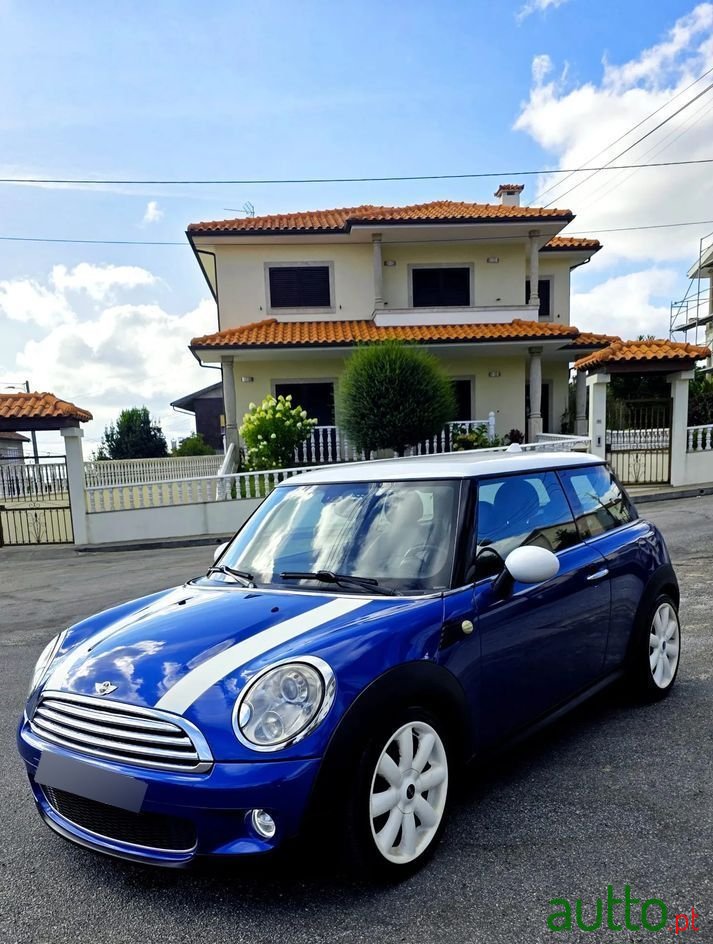 2008' MINI Cooper D 3 Portas photo #1