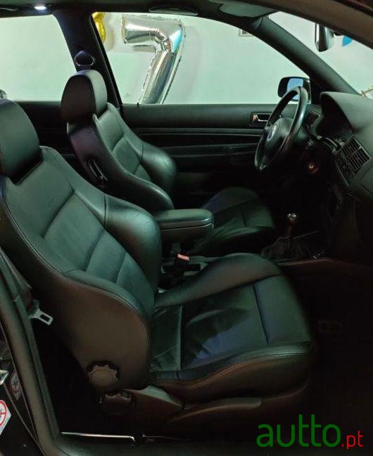 2002' Volkswagen Golf 4 Tdi 150Cv photo #4