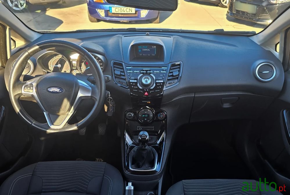 2013' Ford Fiesta 1.0 T Ecoboost Sport photo #4