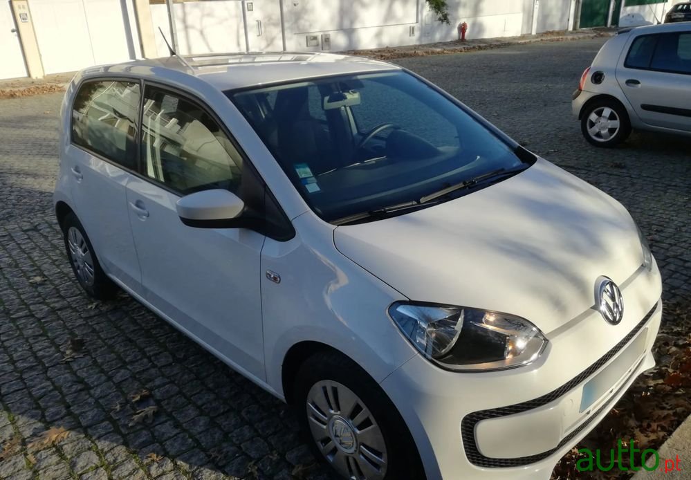 2014' Volkswagen Up! photo #2