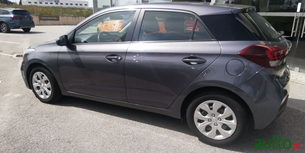 2019' Hyundai i20 1.2 Comfort photo #2