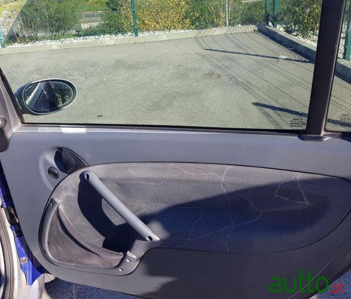 2001' Smart Fortwo Cabrio Cdi photo #1