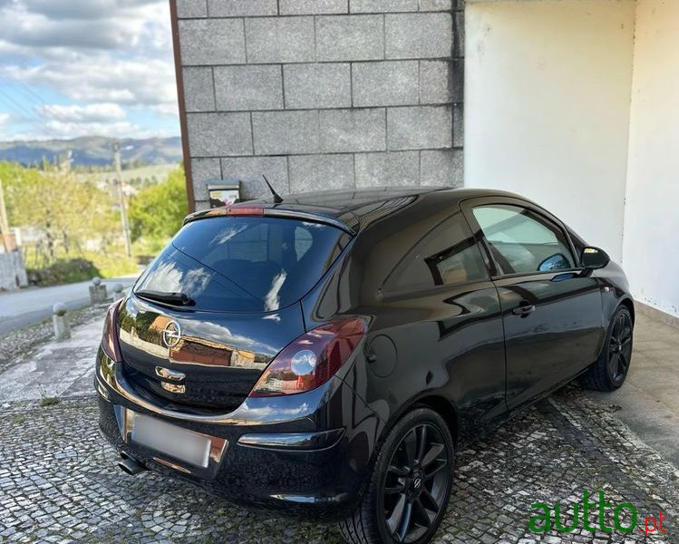 2011' Opel Corsa 1.3 Cdti Black Edition photo #3