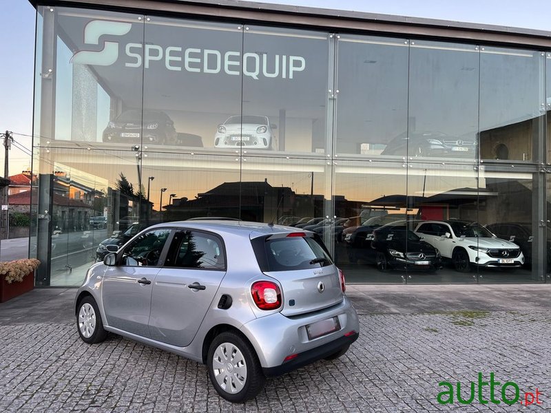 2021' Smart Forfour Eq Pulse photo #3