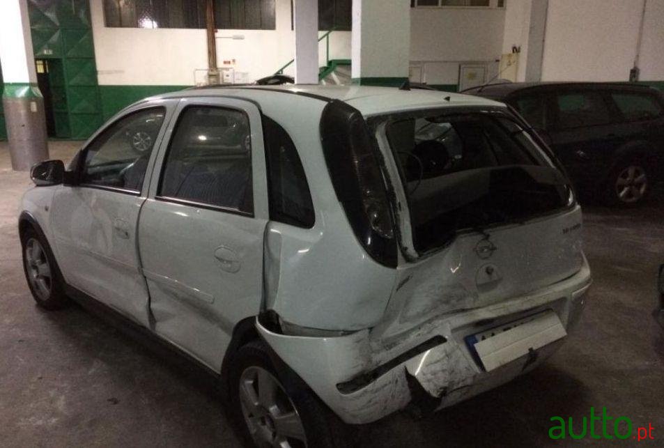 2012' Volkswagen Corsa photo #2