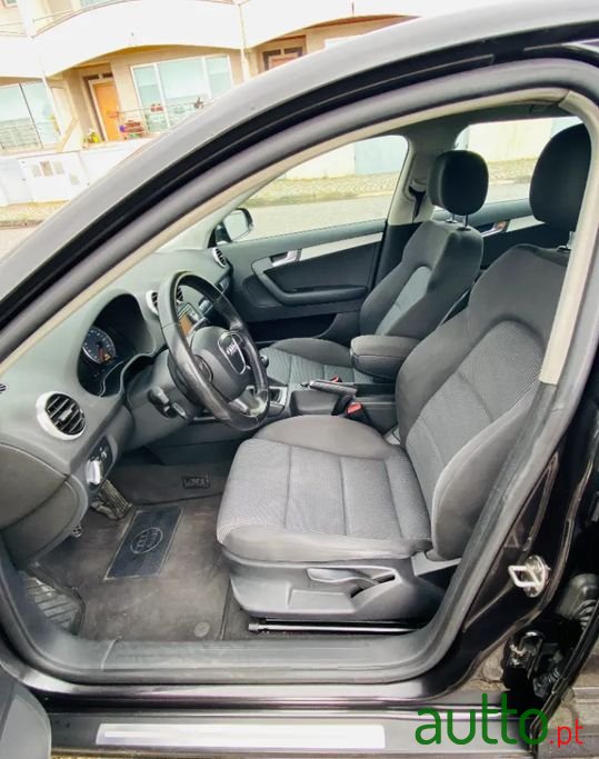 2011' Audi A3 Sportback photo #5