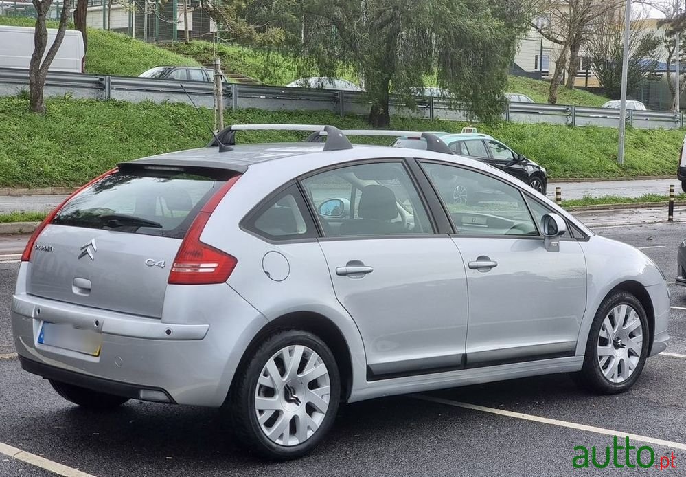 2007' Citroen C4 photo #6