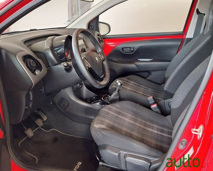 2018' Peugeot 108 1.0 Vti Style photo #6
