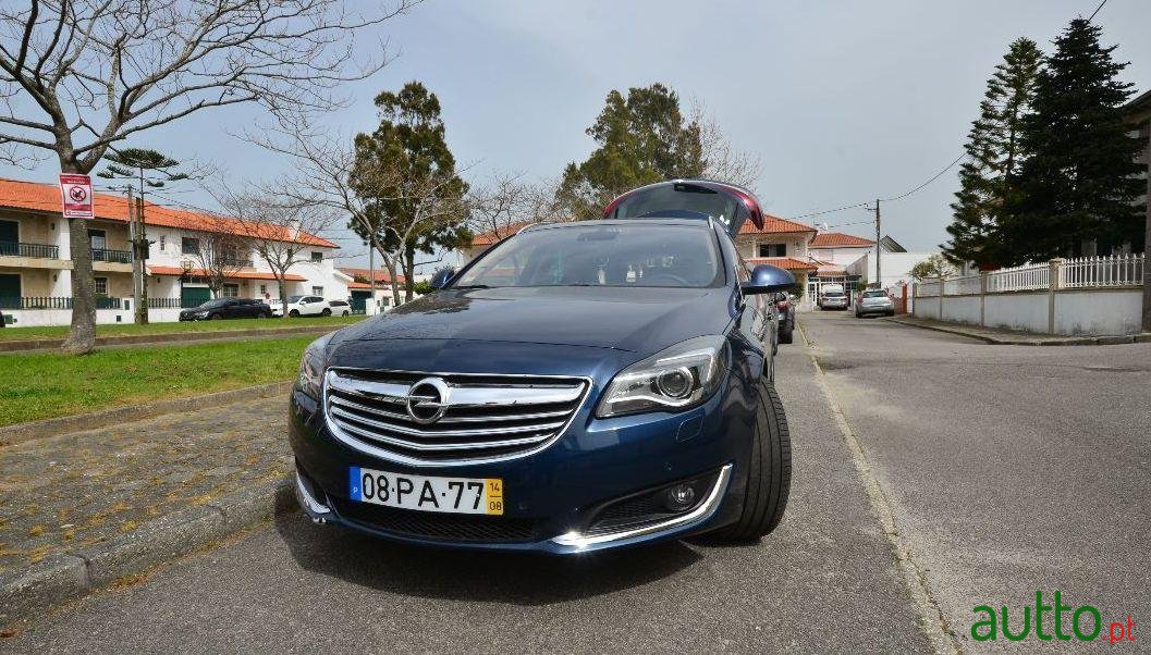 2014' Opel Insignia Sports Tourer photo #3