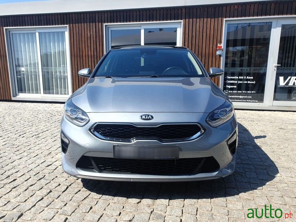 2019' Kia Ceed photo #2