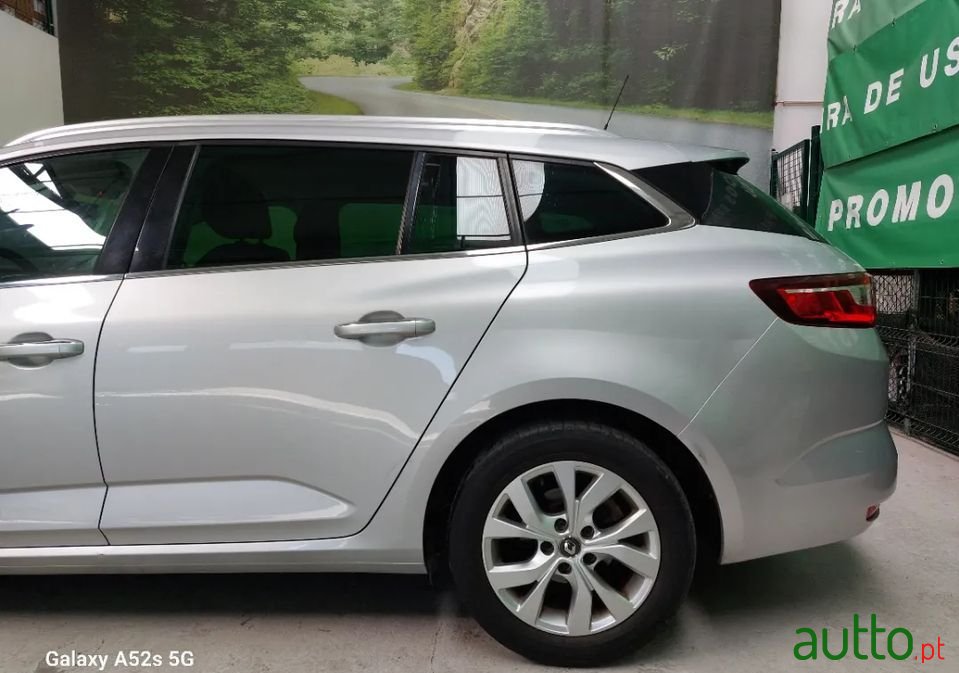 2019' Renault Megane Sport Tourer photo #4