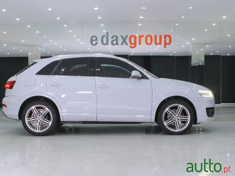 2012' Audi Q3 2.0 Tdi S-Line photo #2