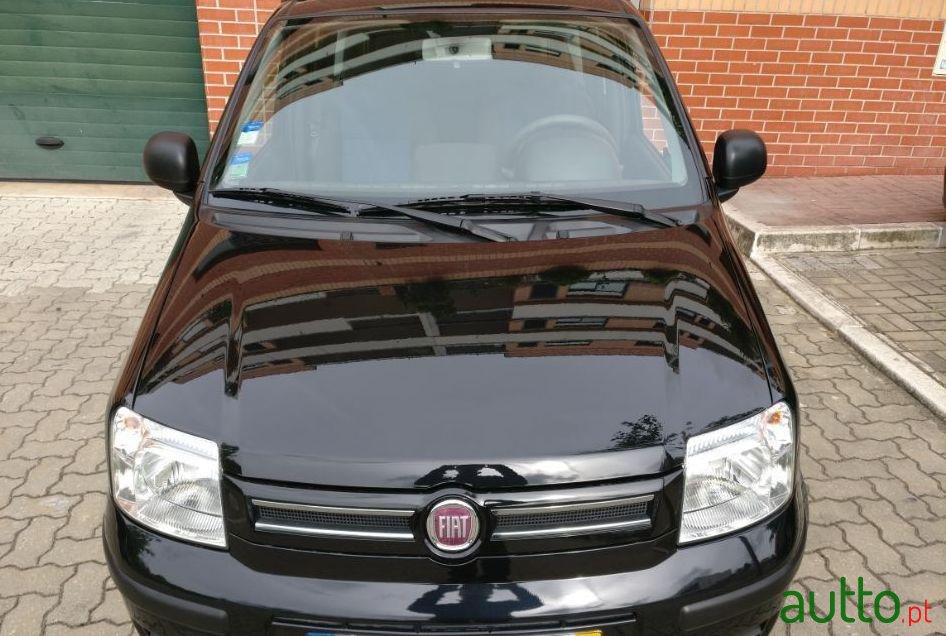 2010' Fiat Panda photo #3