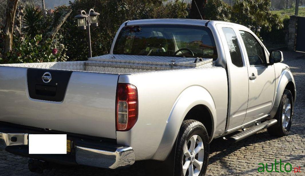 2009' Nissan Navara photo #4