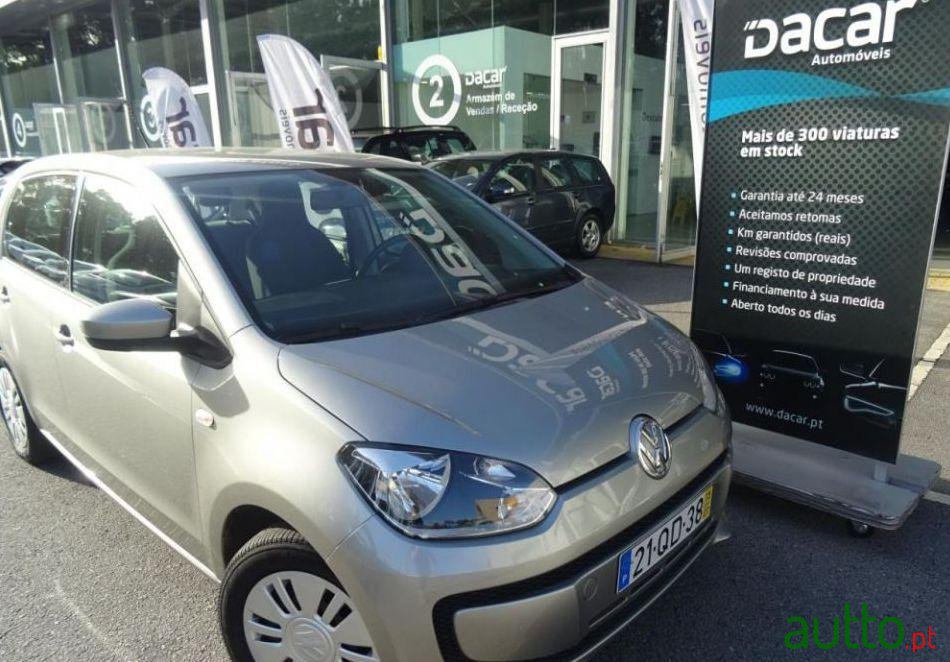2015' Volkswagen Up photo #2