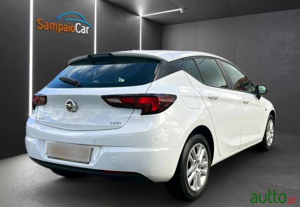 2016' Opel Astra 1.6 Cdti Edition S/S photo #2