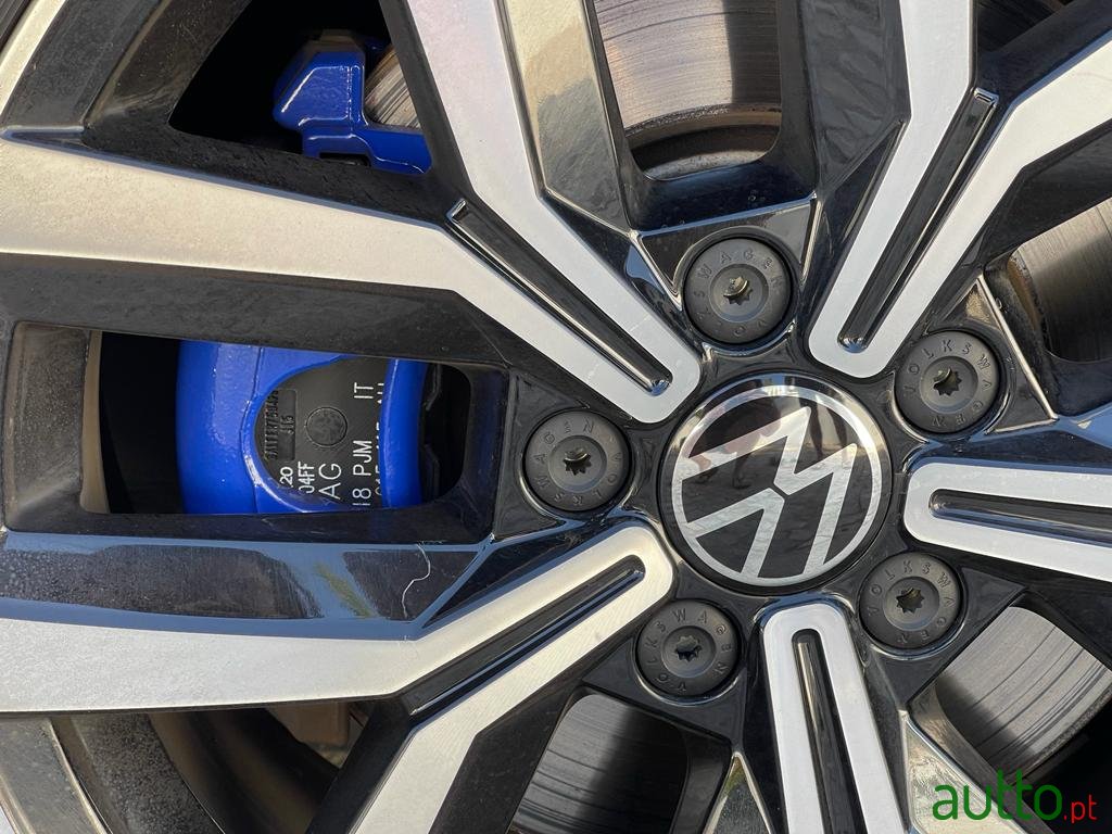 2021' Volkswagen Passat Variant photo #4