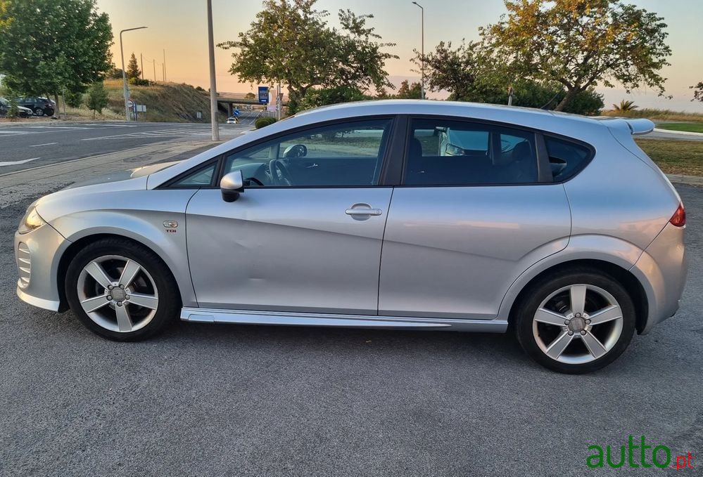 2005' SEAT Leon 2.0 Tdi Style Dsg photo #4