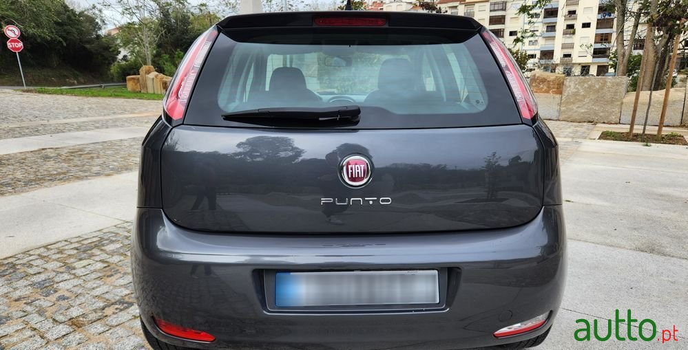 2014' Fiat Grande Punto photo #6