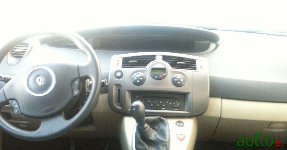 2007' Renault Scenic photo #3