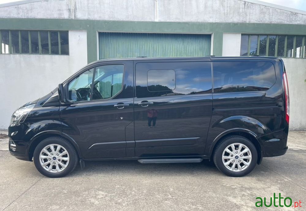 2018' Ford Tourneo Custom photo #4