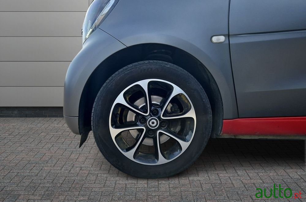 2017' Smart Fortwo photo #5