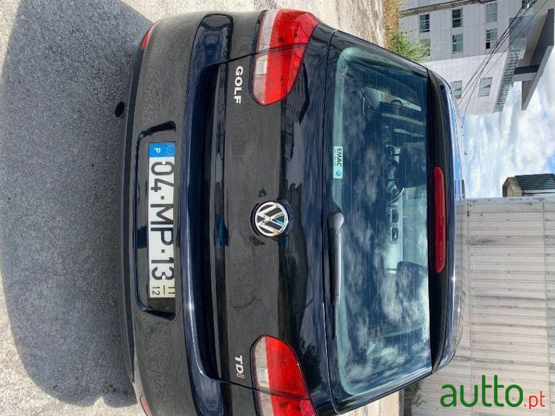 2011' Volkswagen Golf 1.6 Tdi Style photo #3