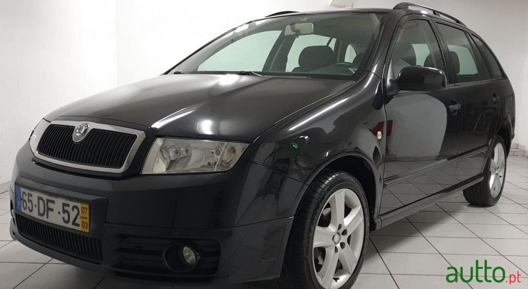 2007' Skoda Fabia Break photo #1