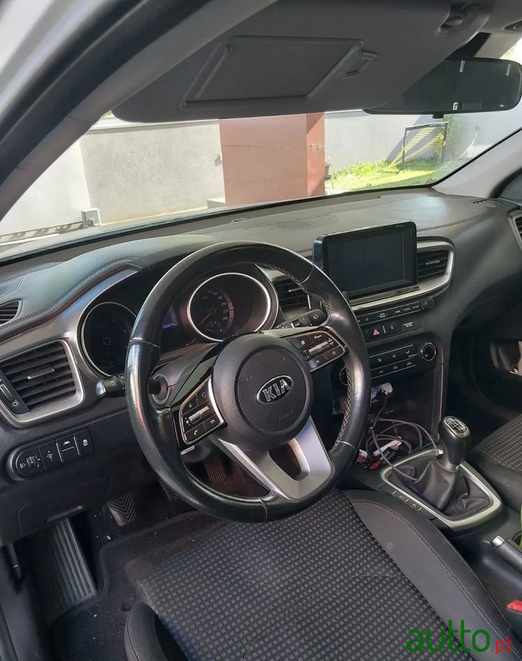 2019' Kia Ceed 1.6 Crdi Sx photo #3