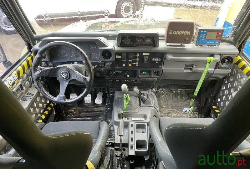 1994' Toyota Land-Cruiser photo #2