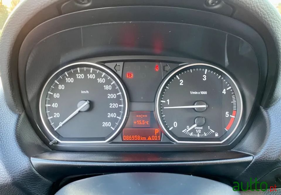 2008' BMW 120 photo #3