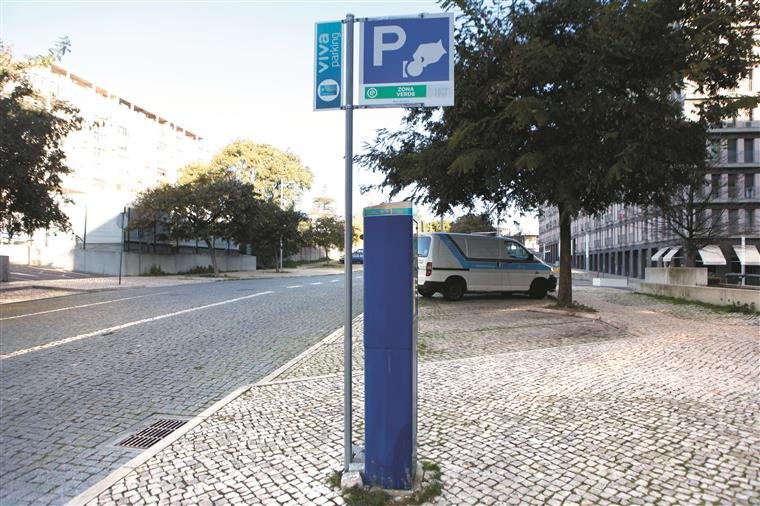 Lisboa: EMEL volta a cobrar estacionamento a 11 de maio