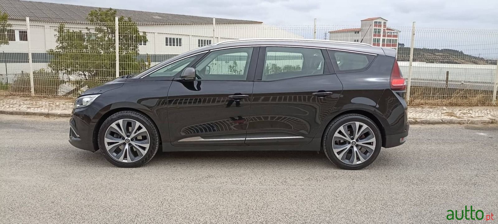 2017' Renault Grand Scenic photo #6