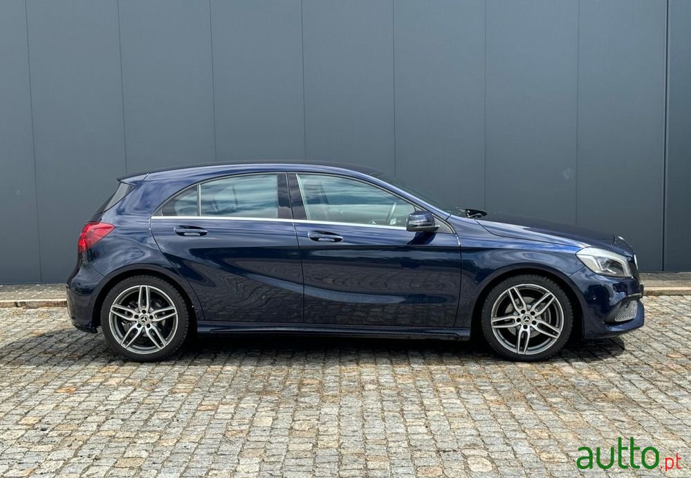2018' Mercedes-Benz A 180 photo #5
