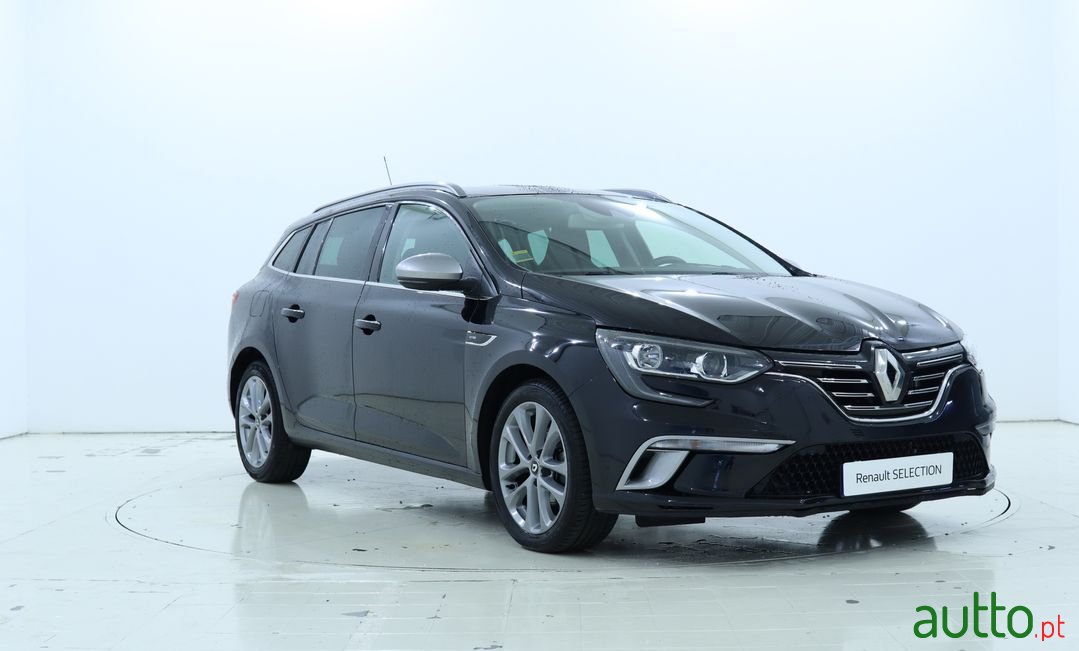 2019' Renault Megane Sport Tourer photo #1