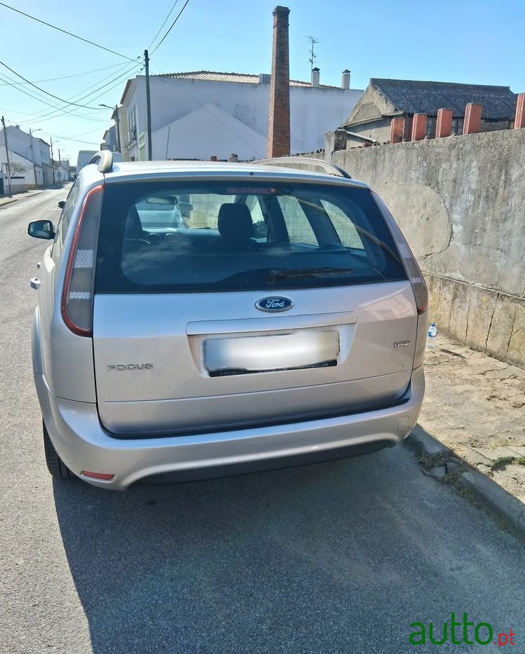 2008' Ford Focus Sw photo #4