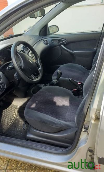 1999' Ford Focus Sw photo #2