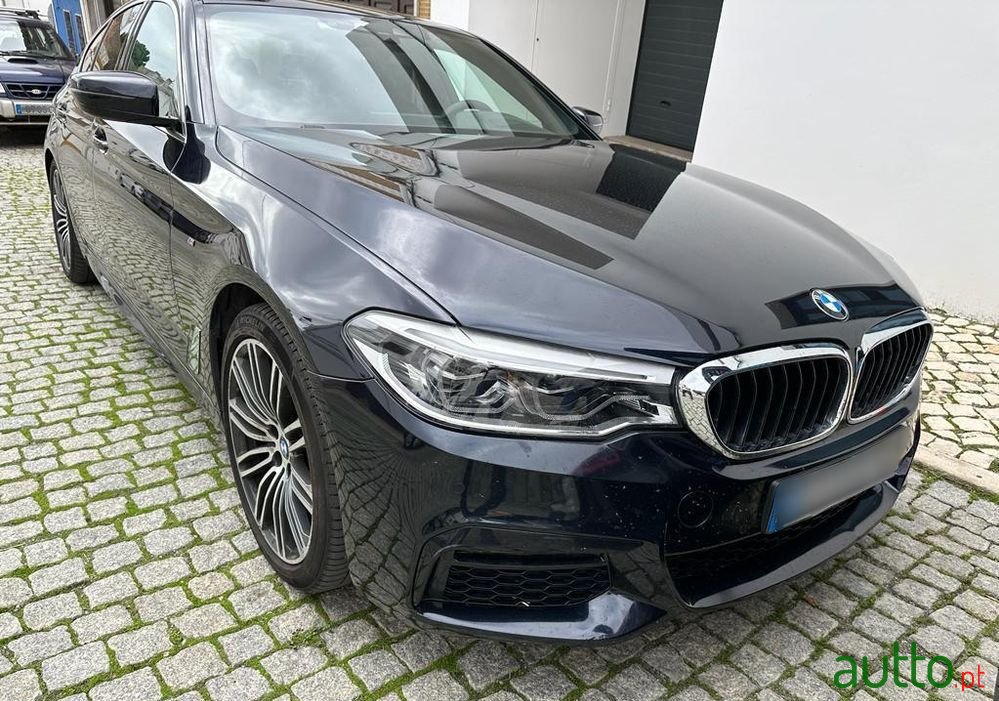 2019' BMW 520 D Pack M Auto photo #2