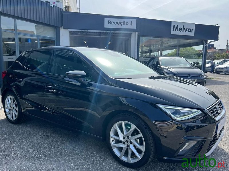 2024' SEAT Ibiza 1.0 Tsi Fr photo #4